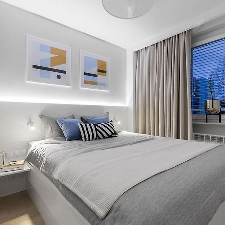 Apartament Bielany 3 Min From Metro With 5-Meals Per Day Diet Catering, Air Conditioning And Free Parking 바르샤바 외부 사진